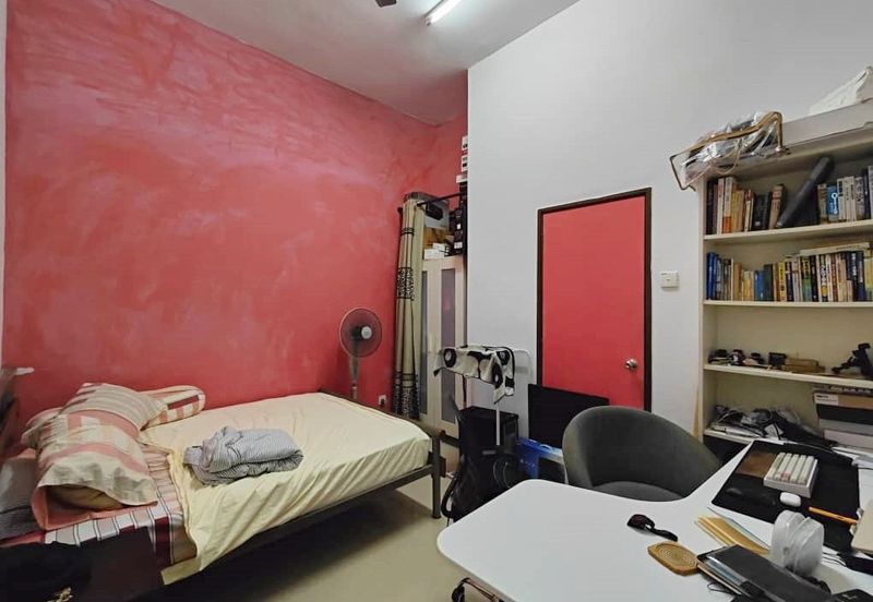 C H E A P 2 Sty Semi-D at Bukit Sungai Long 