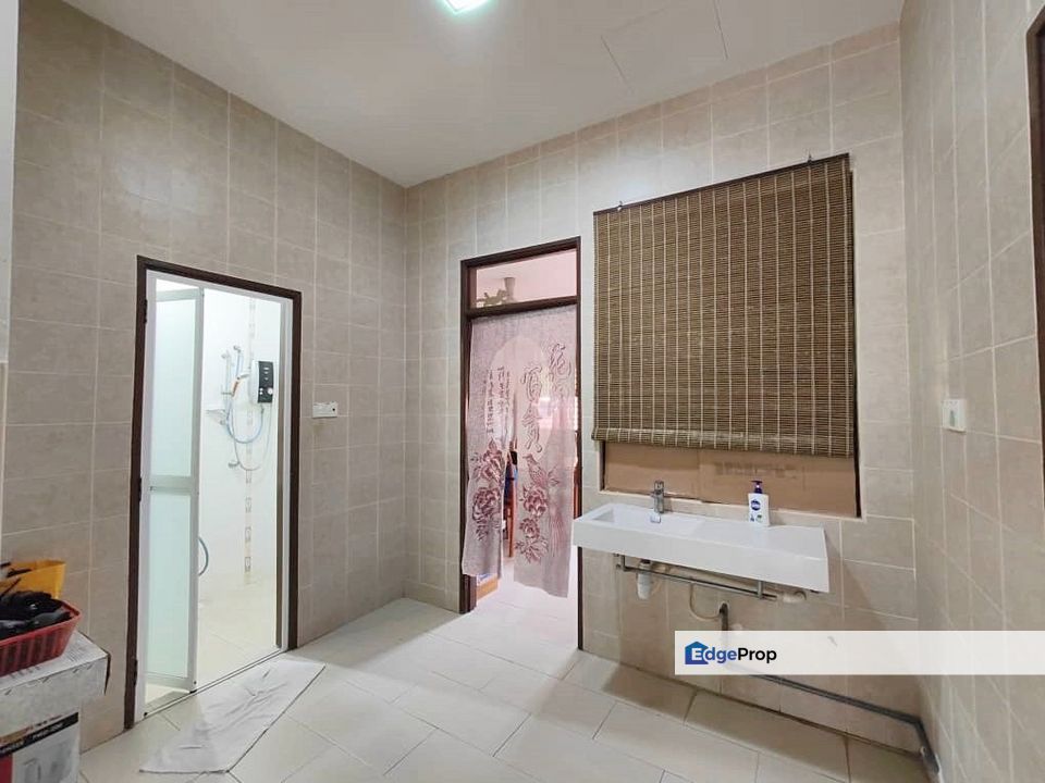 C H E A P 2 Sty Semi-D at Bukit Sungai Long , Selangor, Bandar Sungai Long