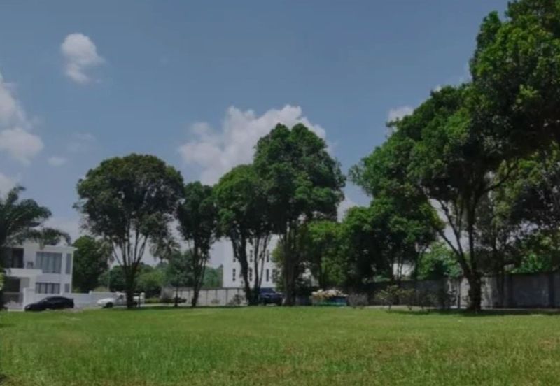 C H E A P Bungalow Land at The Mines Resort City  