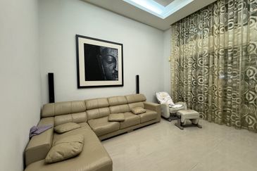  CHEAP 2.5 Storey Superlink at Bukit Mandarina Cheras KL 