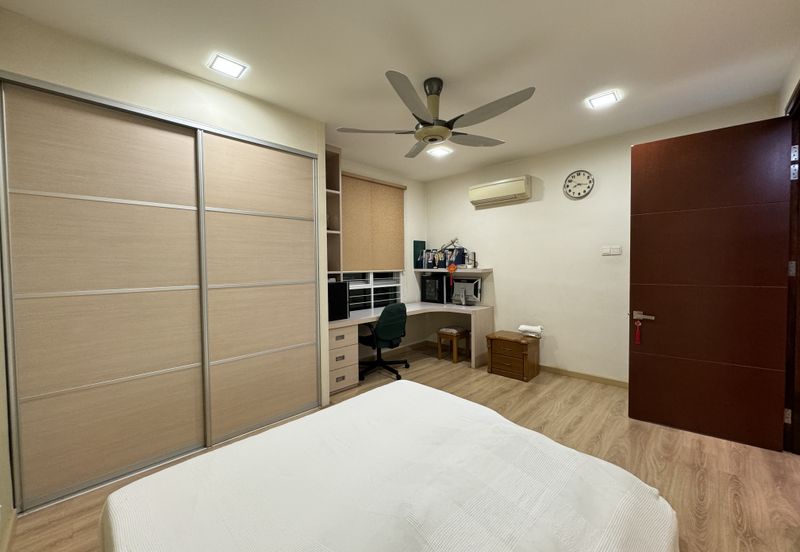  CHEAP 2.5 Storey Superlink at Bukit Mandarina Cheras KL 