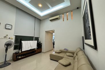  CHEAP 2.5 Storey Superlink at Bukit Mandarina Cheras KL 