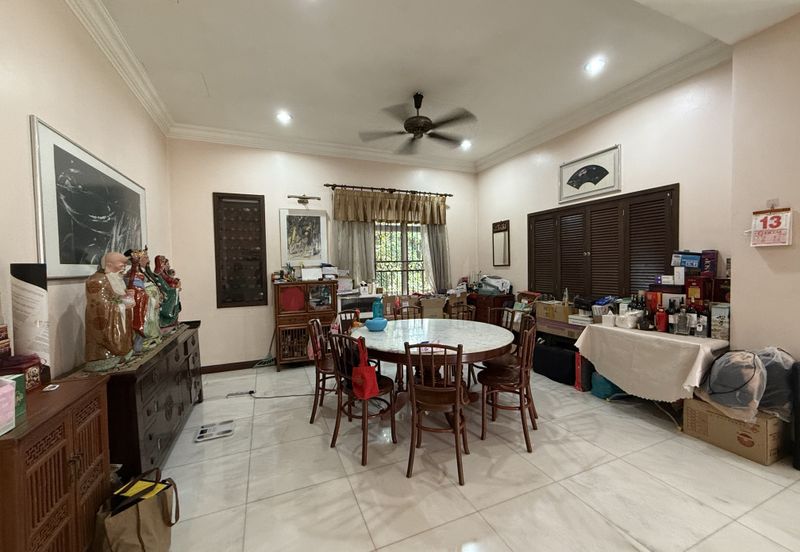 CHEAP 2 sty Bungalow Saujana Impian Golf & Country Resort for sale