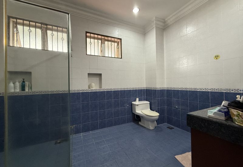 CHEAP 2 sty Bungalow Saujana Impian Golf & Country Resort for sale