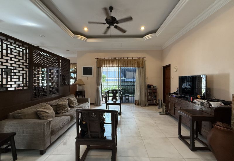 CHEAP 2 sty Bungalow Saujana Impian Golf & Country Resort for sale