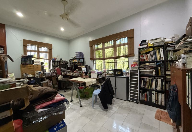 CHEAP 2 sty Bungalow Saujana Impian Golf & Country Resort for sale