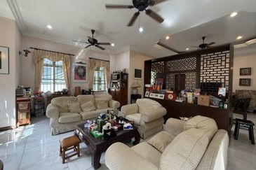 CHEAP 2 sty Bungalow Saujana Impian Golf & Country Resort for sale