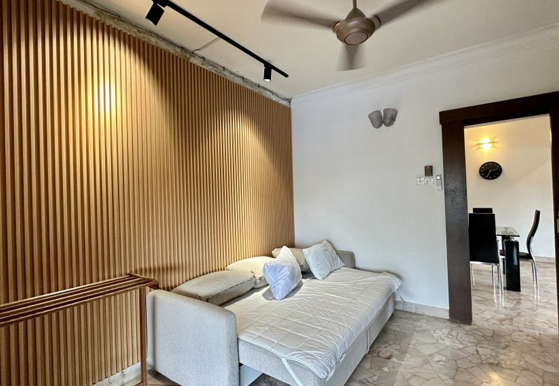 CHEAP Bangsar 2 sty Bungalow KLCC View & w private pool