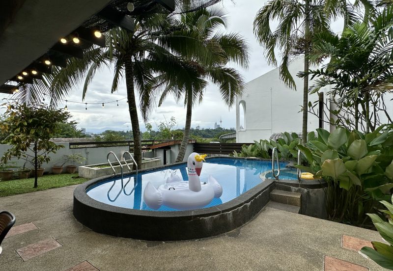 CHEAP Bangsar 2 sty Bungalow KLCC View & w private pool