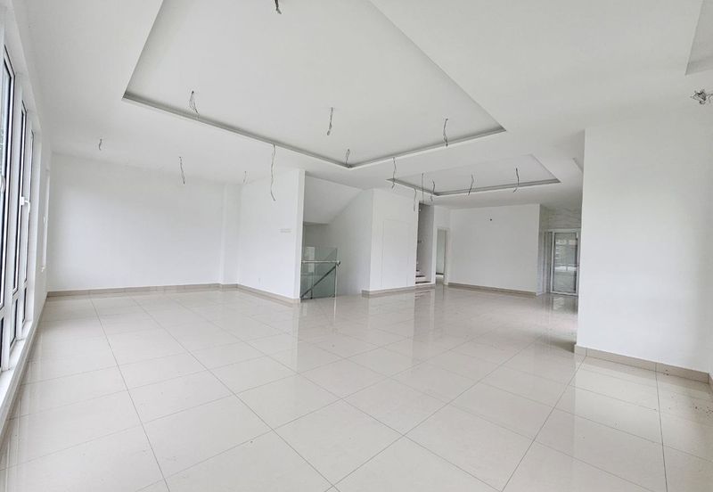 CHEAP Sungai Long Brand NEW 3.5 sty CORNER Semi D For Sale