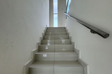 Bandar Tun Hussein Onn