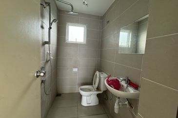 Bandar Tun Hussein Onn