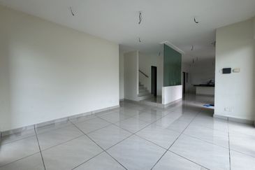 Bandar Tun Hussein Onn