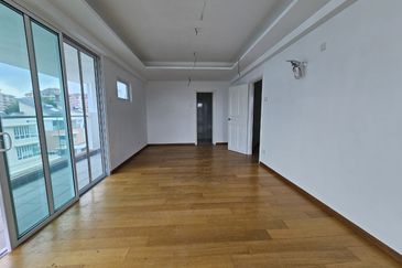 CHEAP Sungai Long Brand NEW 3.5 sty CORNER Semi D For Sale