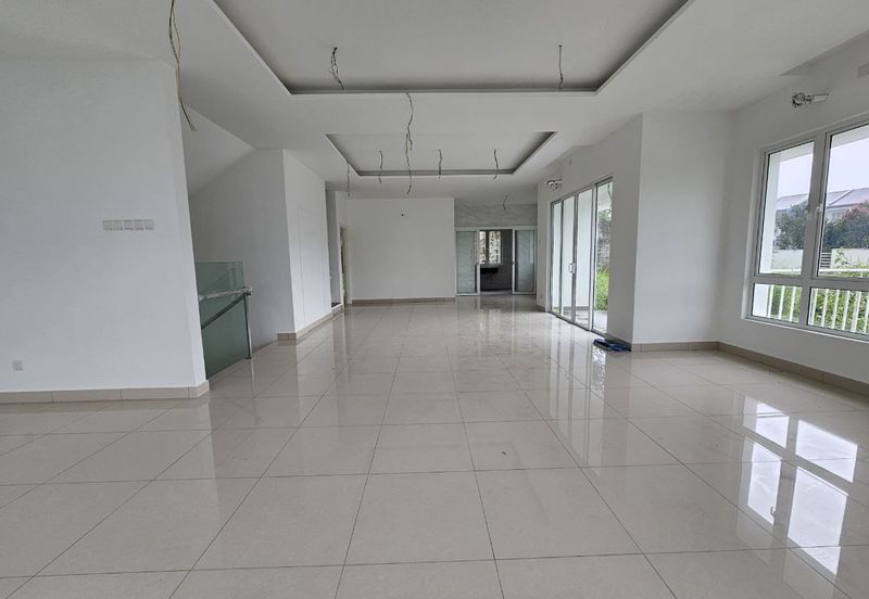 CHEAP Sungai Long Brand NEW 3.5 sty CORNER Semi D For Sale