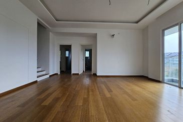 CHEAP Sungai Long Brand NEW 3.5 sty CORNER Semi D For Sale