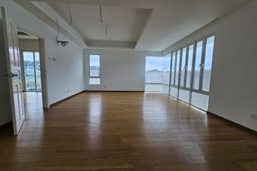 CHEAP Sungai Long Brand NEW 3.5 sty CORNER Semi D For Sale