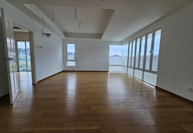 CHEAP Sungai Long Brand NEW 3.5 sty CORNER Semi D For Sale