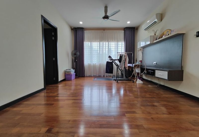 CHEAP 2 Storey Bungalow Bukit Sungai Long For Sale