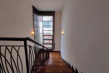 CHEAP 2 Storey Bungalow Bukit Sungai Long For Sale