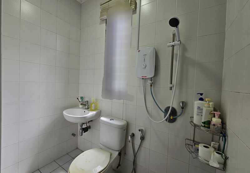 CHEAP 2 sty Semi-D at Twin Palm Sungai Long For Sale