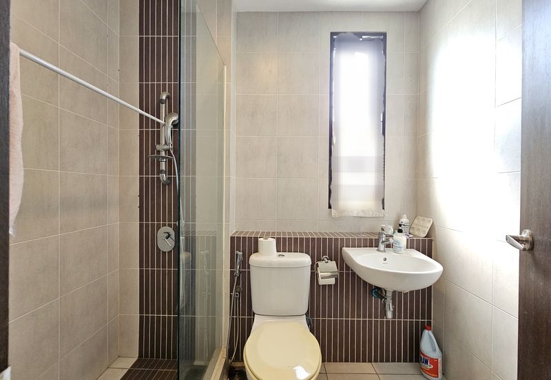 CHEAP 2 sty Semi-D at Twin Palm Sungai Long For Sale