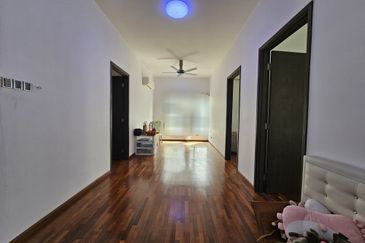 CHEAP 2 sty Semi-D at Twin Palm Sungai Long For Sale