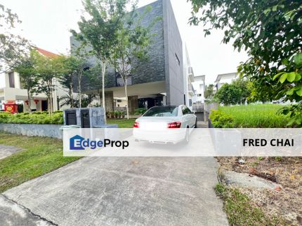 CHEAP Jade Hills 4 storey Bungalow with Lift, Selangor, Kajang