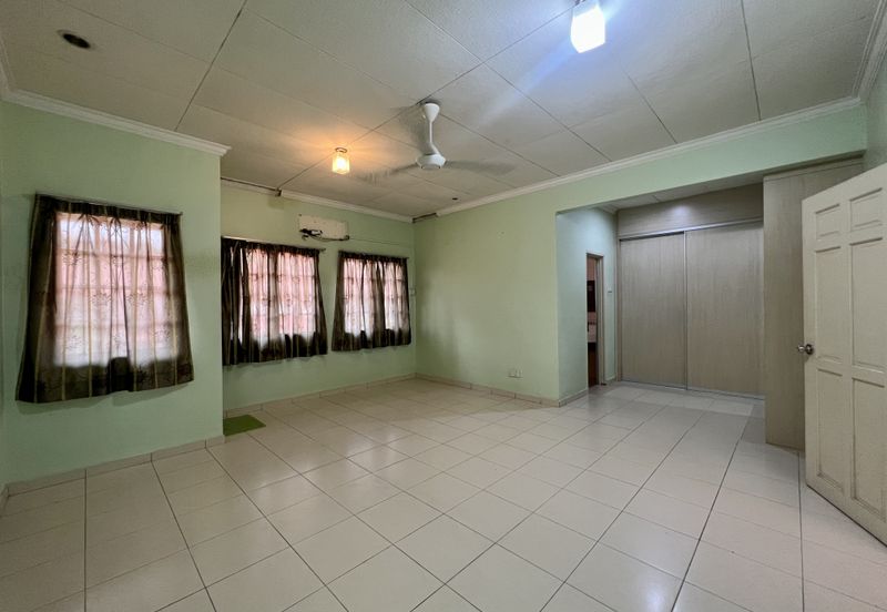 Bandar Tun Hussein Onn