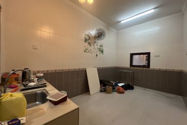 Bandar Tun Hussein Onn