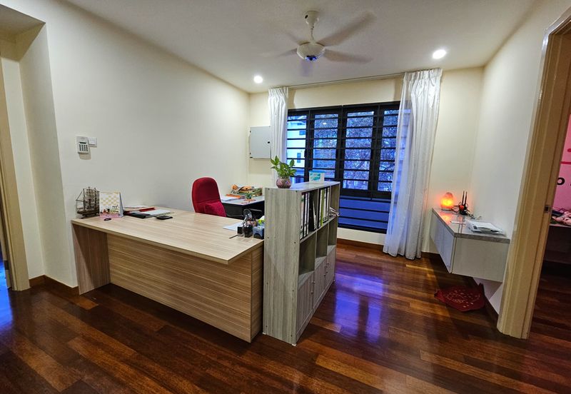 CHEAP 3 Storey CORNER Semi D w Lift at Twin Palm Sungai Long