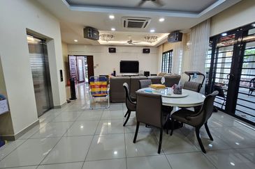 CHEAP 3 Storey CORNER Semi D w Lift at Twin Palm Sungai Long