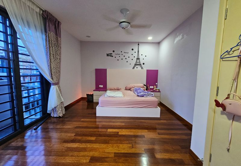 CHEAP 3 Storey CORNER Semi D w Lift at Twin Palm Sungai Long