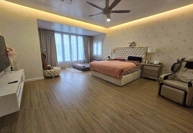 CHEAP 2 Sty Corner Semi-D at Sungai Long Cheras Renovated house for sale