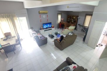 CHEAP 2 Sty Corner Semi-D Sungai Long Cheras Renovated house for sale