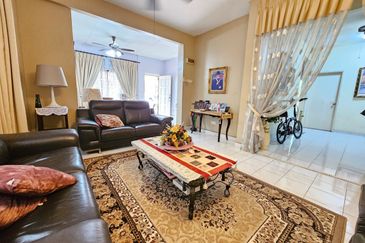 Bandar Tun Hussein Onn