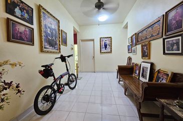 Bandar Tun Hussein Onn