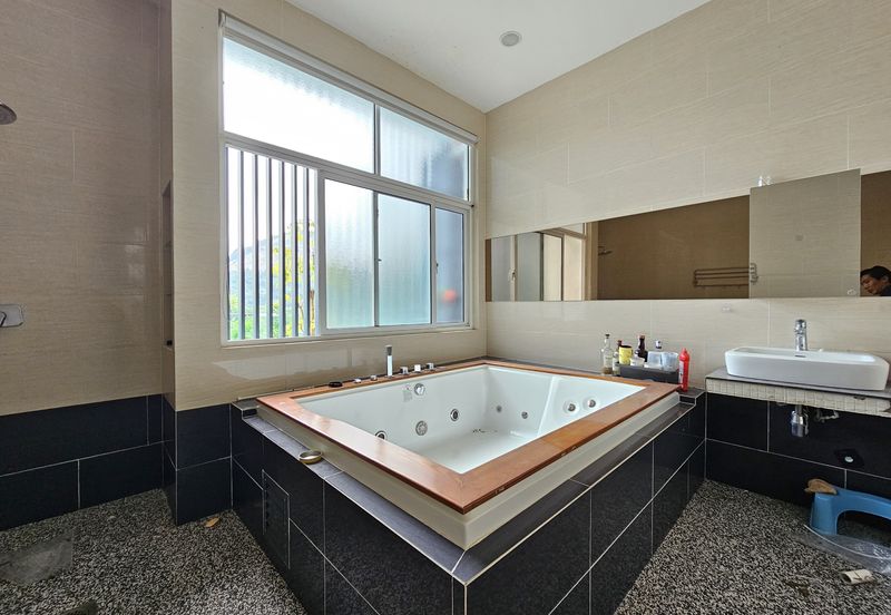 Wira Heights, Bandar Sungai Long