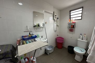 SL 13, Bandar Sungai Long