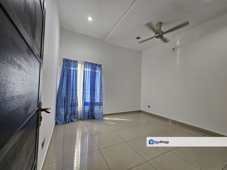 Wira Heights Kajang 2 Storey Semi-D House For Sale, Selangor, Kajang