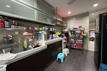 SL 13, Bandar Sungai Long