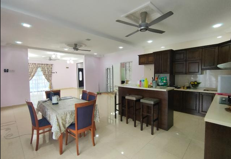 Bandar Tun Hussein Onn