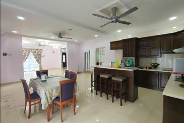 Bandar Tun Hussein Onn