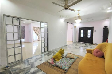 Bandar Tun Hussein Onn