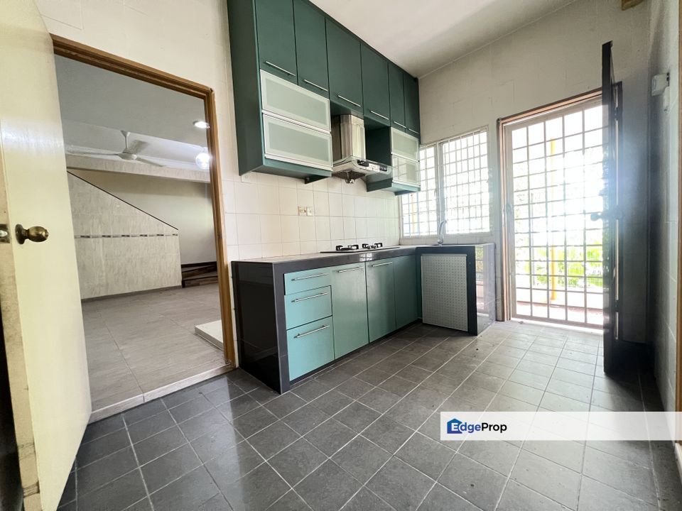 Taman Sri Jelok Kajang 2.5 Storey Semi-D  House For Sale, Selangor, Kajang