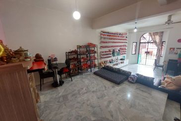 SL 9, Bandar Sungai Long