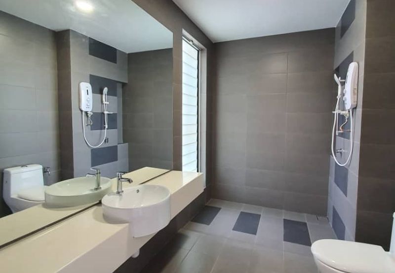 Parkfield Residences, Tropicana Heights