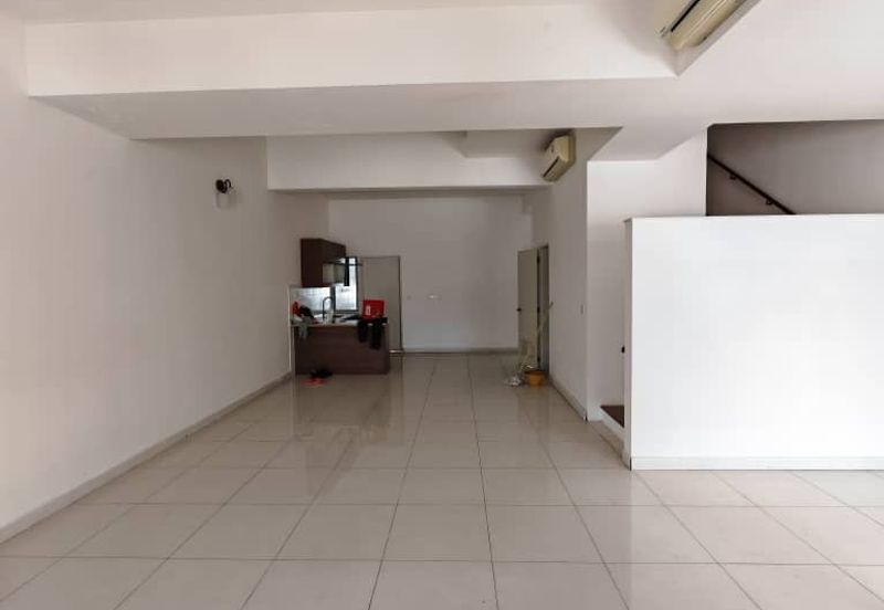 Parkfield Residences, Tropicana Heights