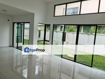 C H E A P 2.5  Storey Semi D  @ Villa 33 Bukit Mandarina , Kuala Lumpur, Cheras
