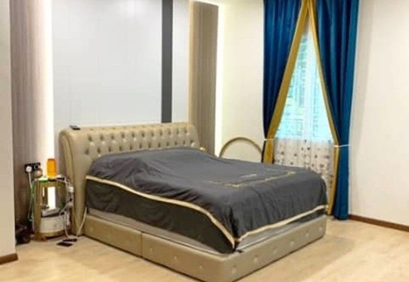 SL 3, Bandar Sungai Long